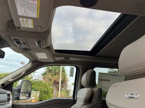 New 2026 Ford F250 Platinum w/ Platinum Plus Package image 35