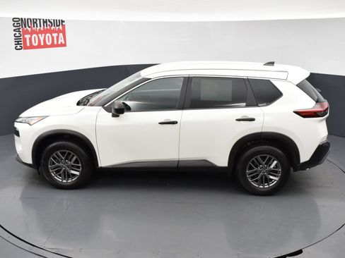 Used 2023 Nissan Rogue S AWD/4WD image 21