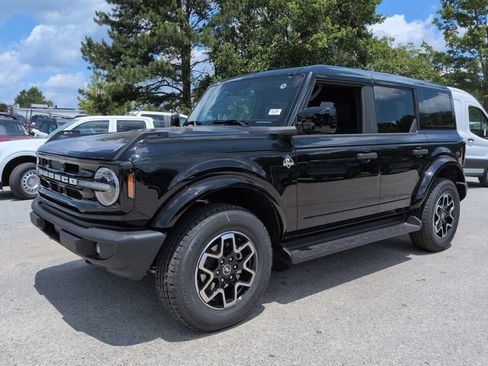 New 2026 Ford Bronco Outer Banks AWD/4WD image 7