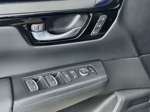 Used 2023 Honda CR-V Sport Touring image 17