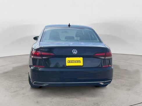 Used 2020 Volkswagen Passat 2.0T SE FWD image 4