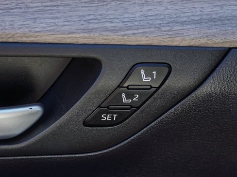 Certified 2025 Toyota Grand Highlander AWD image 20