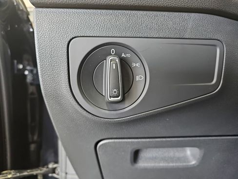 Used 2024 Volkswagen Tiguan Wolfsburg Edition image 26