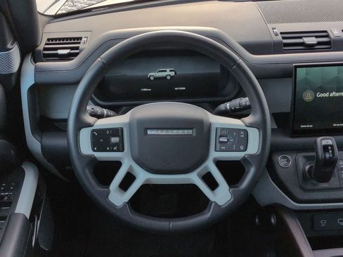 Used 2024 Land Rover Defender 130 S image 25