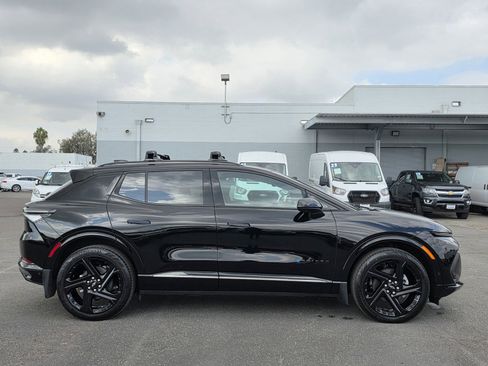 Used 2025 Chevrolet Equinox EV RS image 12