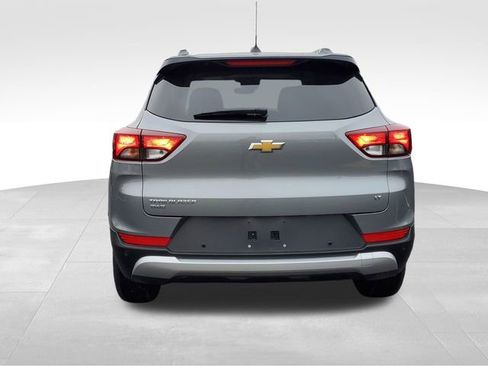 Used 2025 Chevrolet TrailBlazer LT w/ LT Cold Weather Package image 4
