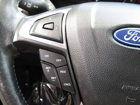 Used 2020 Ford Fusion SEL FWD image 17