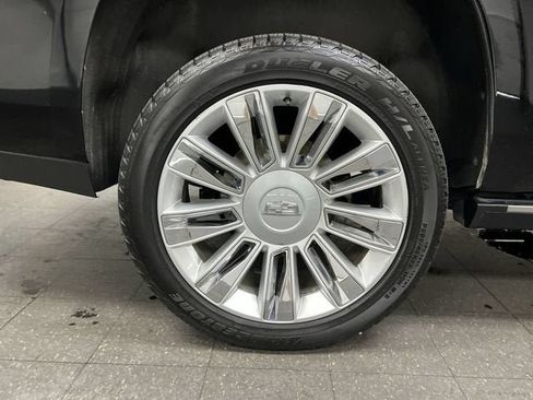 Used 2020 Cadillac Escalade Platinum AWD/4WD image 33