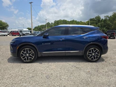 Used 2023 Chevrolet Blazer Premier w/ Enhanced Convenience Package FWD image 6