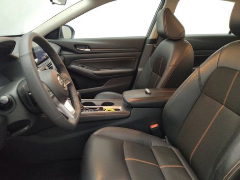 Used 2022 Nissan Altima 2.5 SR image 17