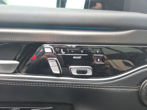 Used 2022 Jeep Grand Wagoneer Series II w/ Quick Order Packagew 28T image 26