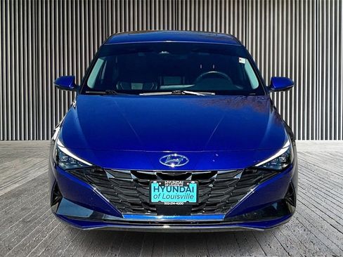 Used 2022 Hyundai Elantra Limited image 3