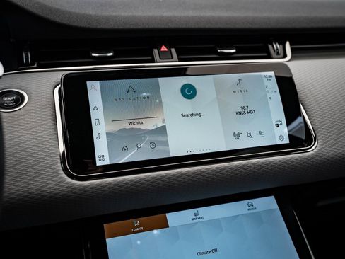 Used 2023 Land Rover Range Rover Evoque R-Dynamic S image 31