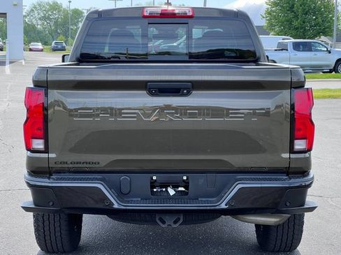 Used 2023 Chevrolet Colorado Z71 w/ Z71 Convenience Package 2 AWD/4WD image 42