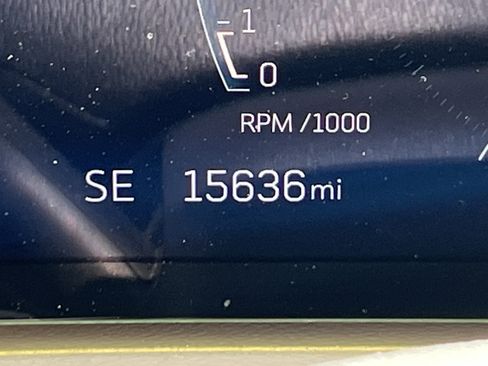 Used 2025 Cadillac XT4 Premium Luxury FWD image 22