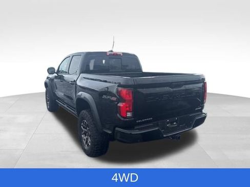Used 2024 Chevrolet Colorado ZR2 w/ Technology Package image 2