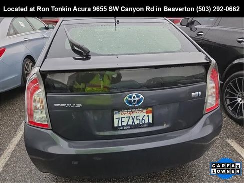 Used 2014 Toyota Prius Two image 5