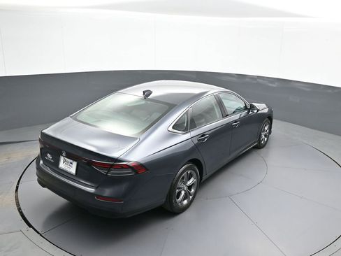 Certified 2023 Honda Accord EX image 38