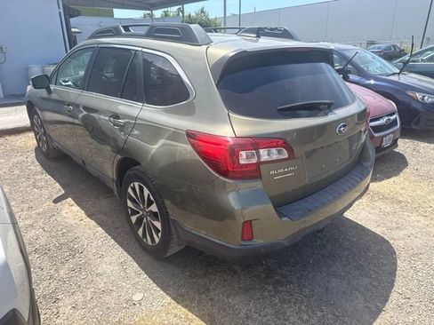 Used 2017 Subaru Outback 2.5i Limited AWD/4WD image 3