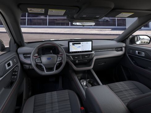 New 2026 Ford Explorer ST-Line w/ ST-Line Street Pack AWD/4WD image 9