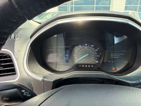Used 2020 Ford Edge Titanium FWD image 12
