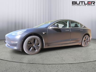 Used 2018 Tesla Model 3 Mid Range