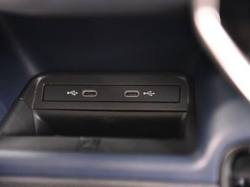 New 2025 Volkswagen ID. Buzz Pro S image 16