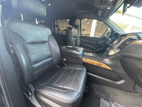 Used 2017 GMC Yukon Denali RWD image 24