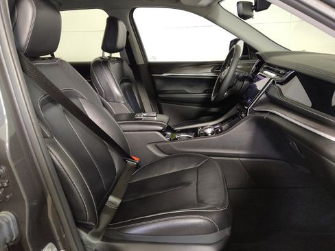 Used 2022 Jeep Grand Cherokee Limited 4xe image 21