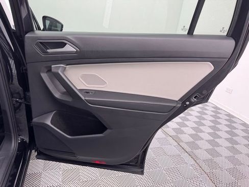 Used 2024 Volkswagen Tiguan S image 40