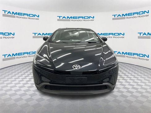 Used 2024 Toyota Prius LE image 8