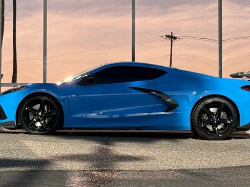 Used 2022 Chevrolet Corvette 3LT w/ Z51 Performance Package image 5