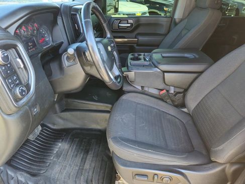 Used 2022 Chevrolet Silverado 3500 LT w/ Convenience Package image 17