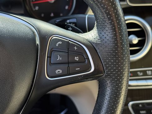 Used 2018 Mercedes-Benz C 300 Sedan w/ Parking Assist Package image 19