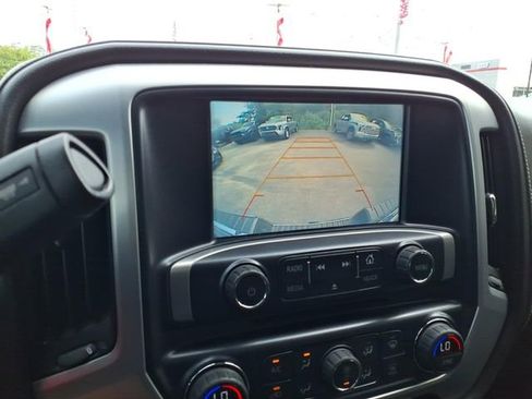 Used 2017 GMC Sierra 1500 SLE w/ SLE Value Package AWD/4WD image 17