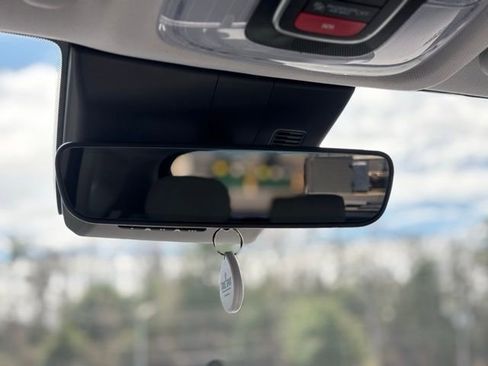 Used 2025 Hyundai Kona Limited image 41