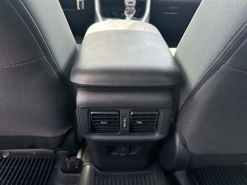 Used 2024 Toyota RAV4 LE AWD/4WD image 14