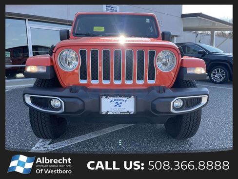 Used 2020 Jeep Wrangler Unlimited Sahara AWD/4WD image 8