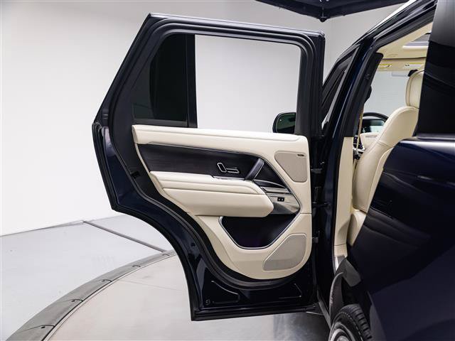 Used 2023 Land Rover Range Rover SE AWD/4WD image 25