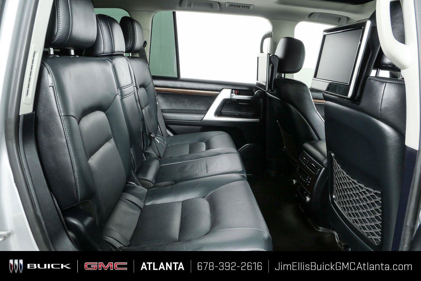 Used 2017 Toyota Land Cruiser AWD/4WD image 24