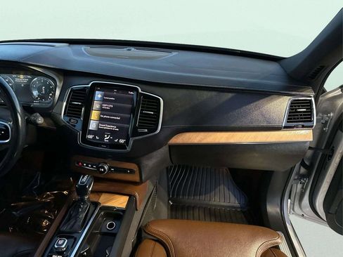 Used 2020 Volvo XC90 T6 Inscription w/ Protection Package Premier AWD/4WD image 6