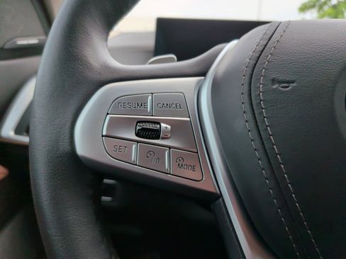 Used 2024 BMW X7 xDrive40i w/ Executive Package image 19