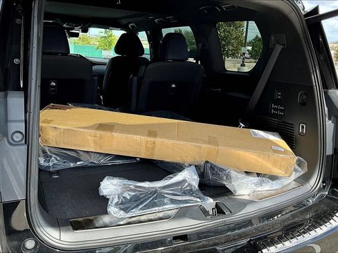New 2026 INFINITI QX80 4WD w/ Sport Exterior Package image 31