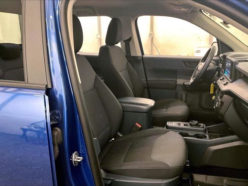 Used 2023 Ford Maverick XL image 7