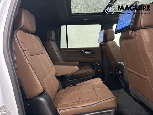 New 2026 Chevrolet Suburban High Country image 20