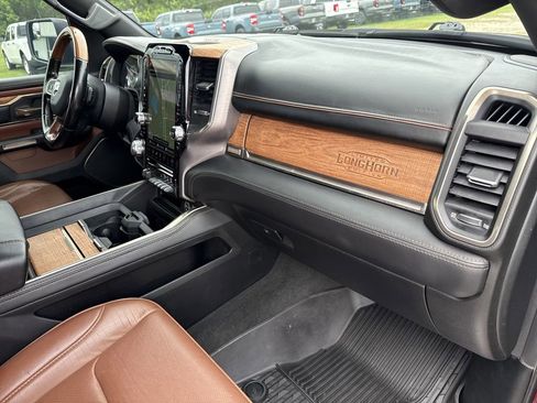 Used 2021 RAM 1500 Limited AWD/4WD image 26