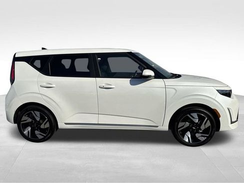 Certified 2025 Kia Soul GT-Line FWD image 6