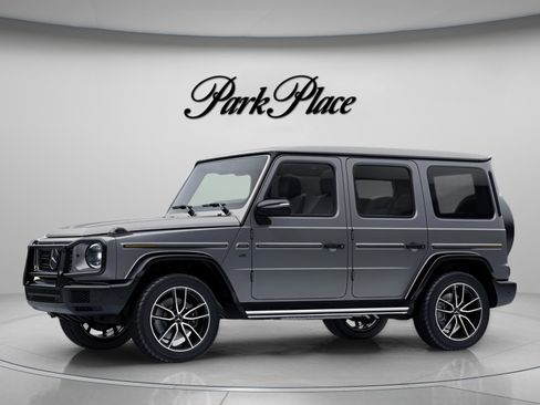Used 2021 Mercedes-Benz G 550 image 4