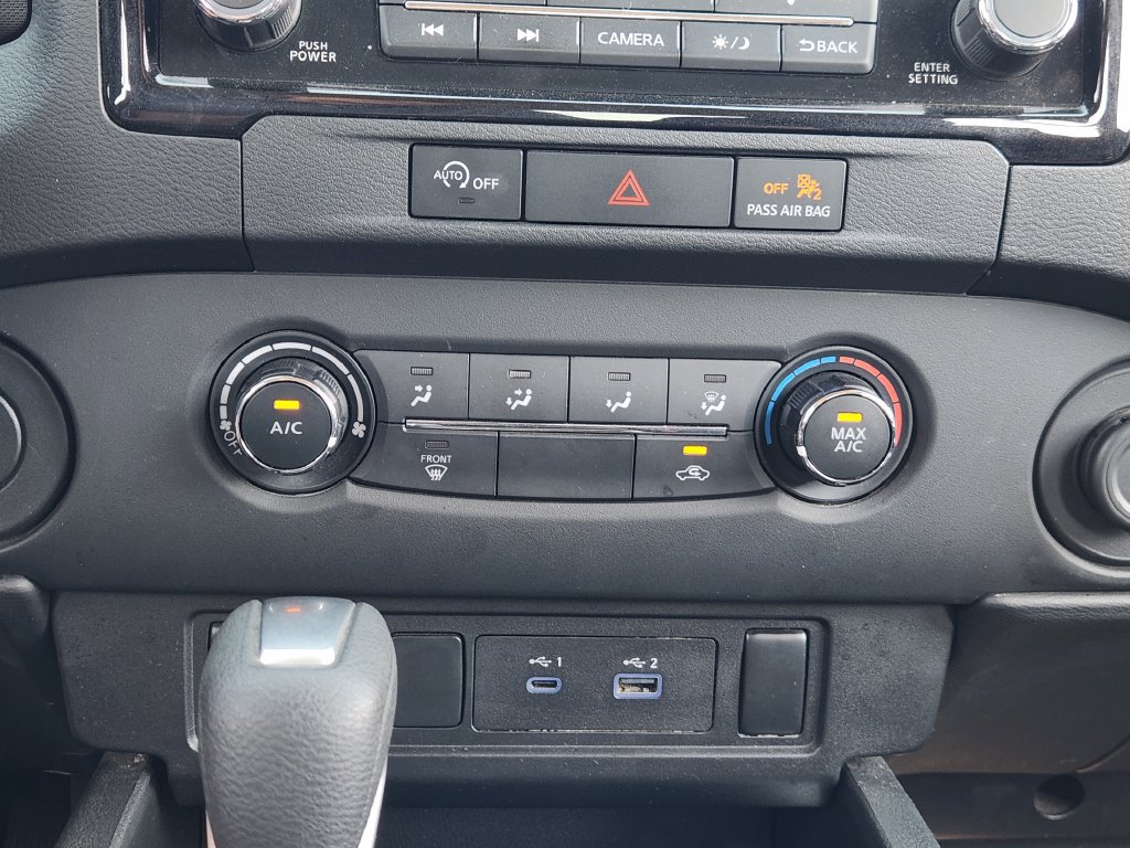 Used 2024 Nissan Frontier SV RWD image 14