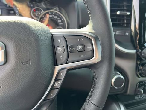 New 2026 RAM 1500 Big Horn AWD/4WD image 18